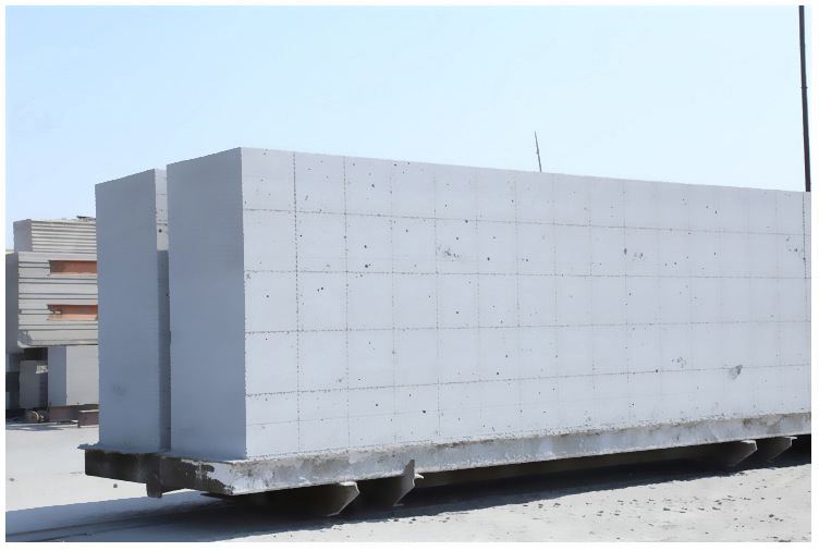 惠东加气块 加气砌块 轻质砖气孔结构及其影响因素